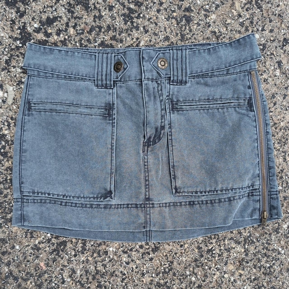 Dark blue vintage mini skirt American eagle size 6 zipper accent
